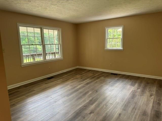 Building Photo - 3970 Terrace Dr