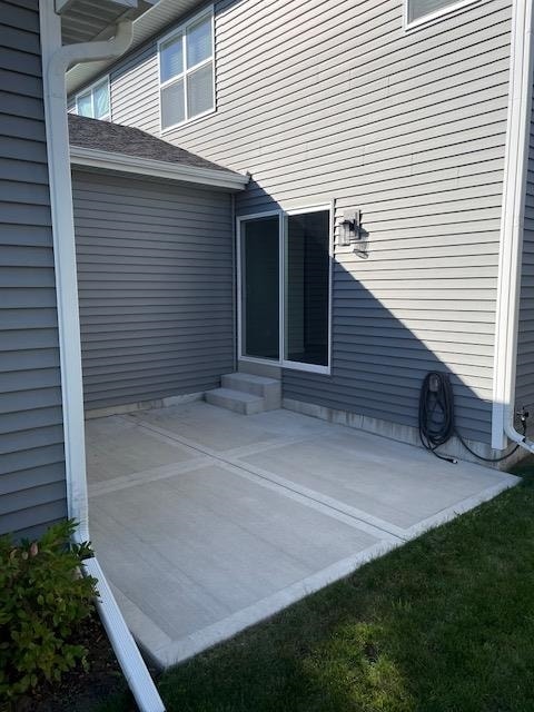 Building Photo - 621 Hillcrest Dr