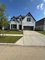 Building Photo - 500 Hoot Owl Hl