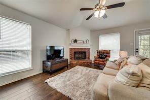 Building Photo - 122 Wildhaven Dr
