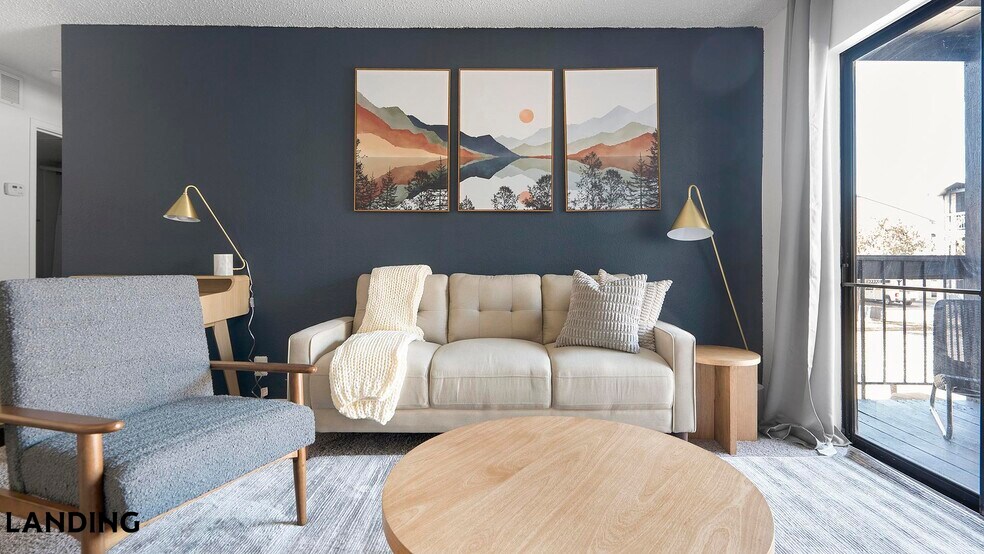 Building Photo - 1071 Clayton Ln