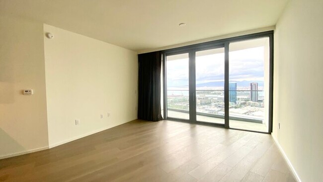 Building Photo - 1000 Auahi St