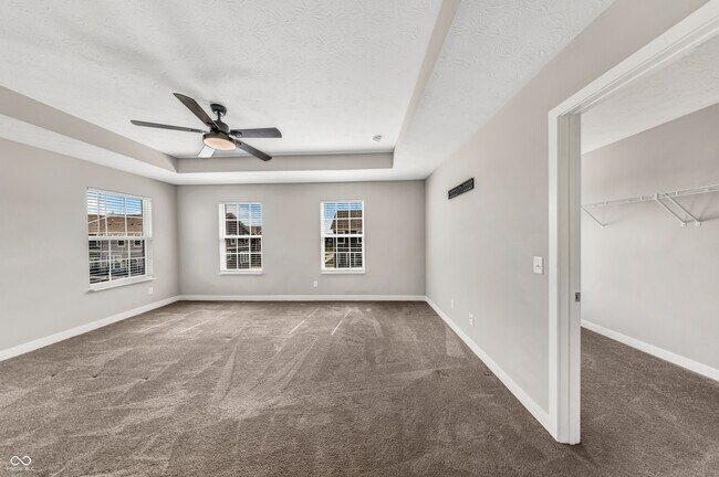 Building Photo - 6988 Sunstone Pl