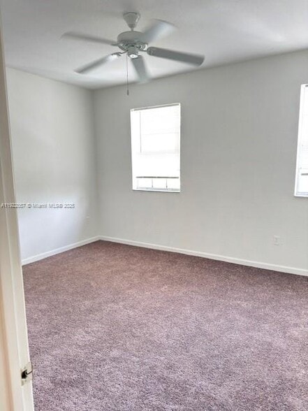 Building Photo - 677 NW 42nd Ave