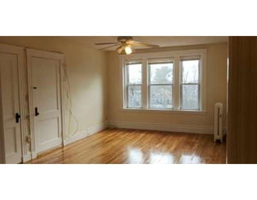 Building Photo - 31 Dennison Ave