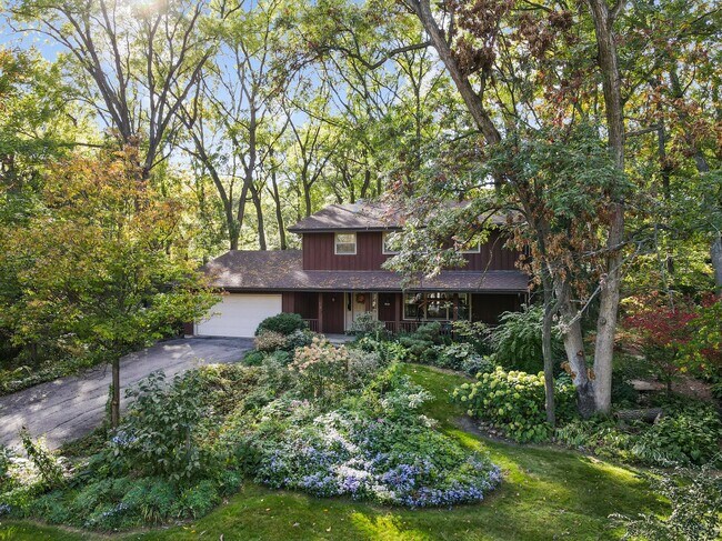 Building Photo - 1889 Paddock Pl