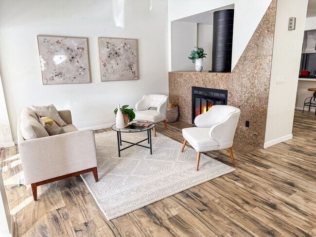 Building Photo - 2728 Northbrook Pl