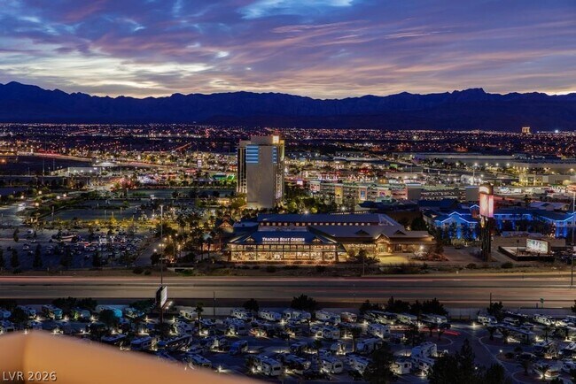 Building Photo - 8255 S Las Vegas Blvd