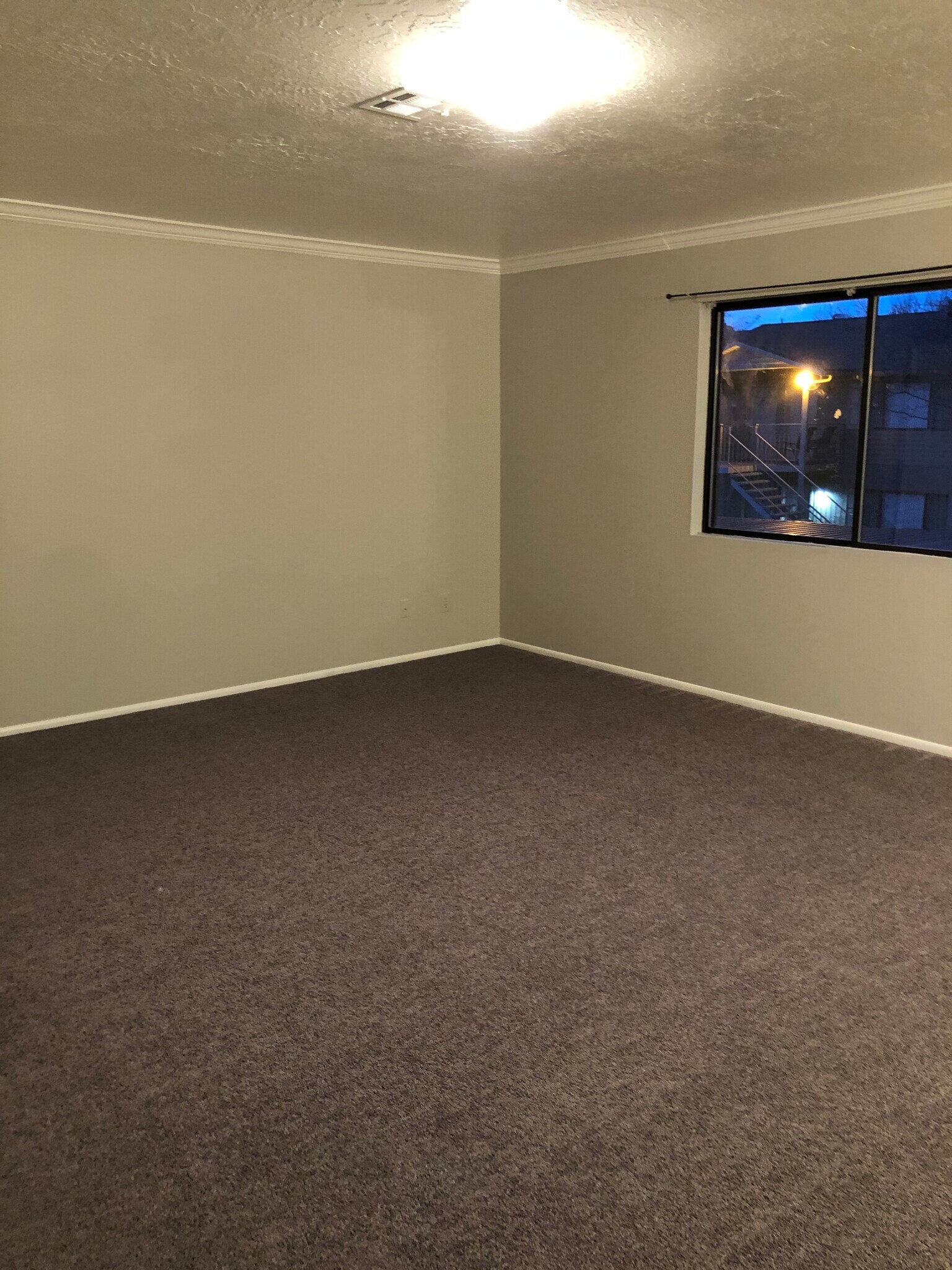 Building Photo - 1150 W 360 N