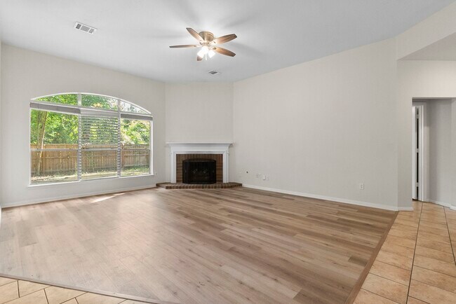 Building Photo - 58 N Indigo Cir