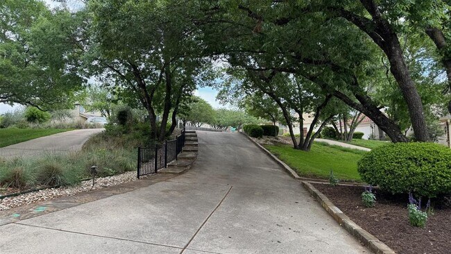 Building Photo - 9604 Crenata Cove