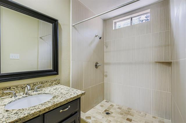 Building Photo - 3323 Augusta Blvd