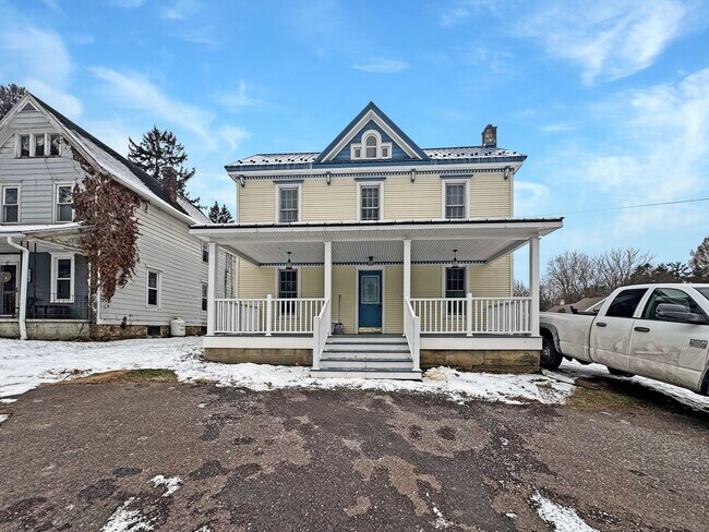 Building Photo - 830 Ave G