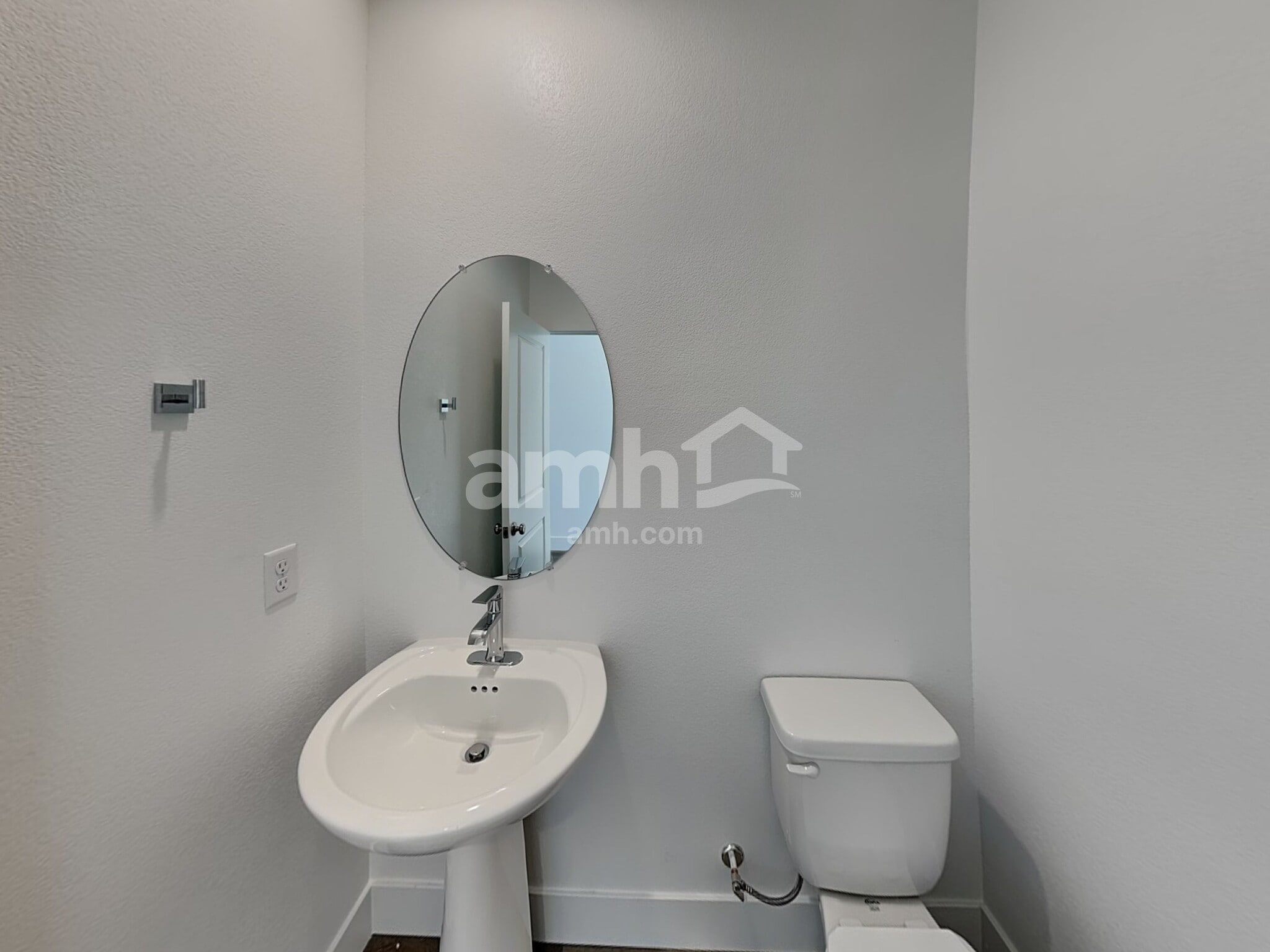 Building Photo - 8176 Winterfell Peak Ave