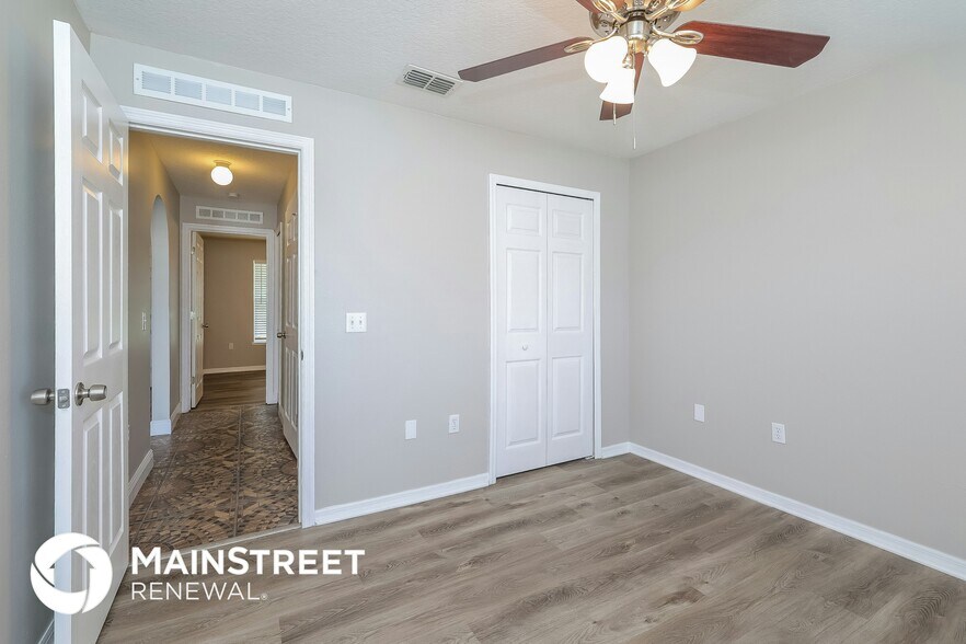 Building Photo - 480 Columbia Ct