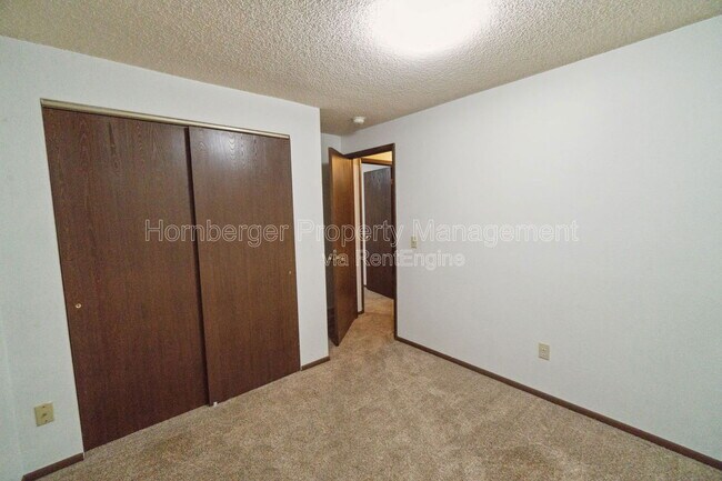 Building Photo - 7024 N Wiscomb St