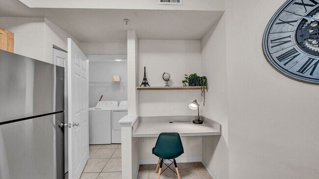 Building Photo - 9763 Magnolia Blossom Dr