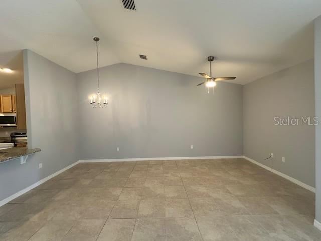 Building Photo - 5 Llowick Ct
