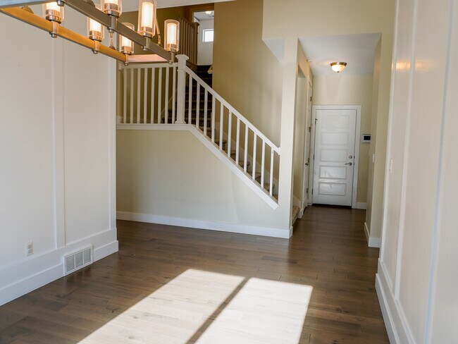 Building Photo - 2274 S 50 E