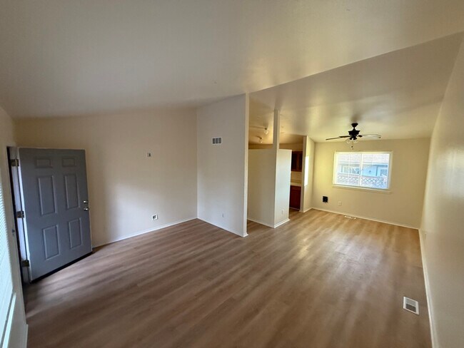 Building Photo - 5380 S Prescott St