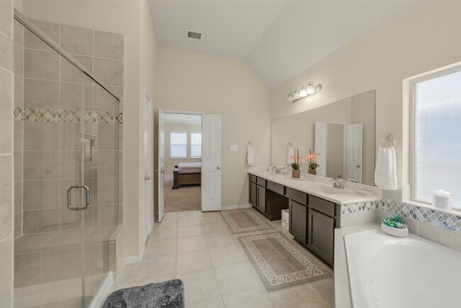 Building Photo - 14806 AUTUMN LONG TRL