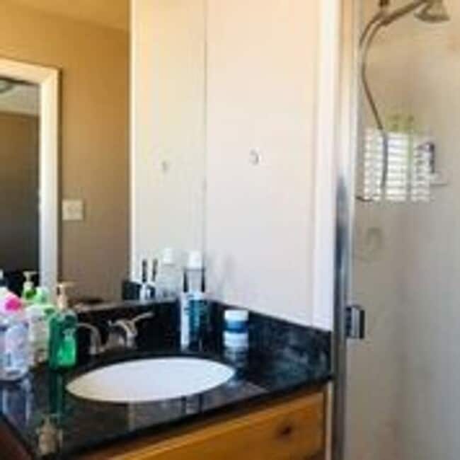 Building Photo - Cute 2 Bedroom, 2 Bathroom Townhome in Dix...