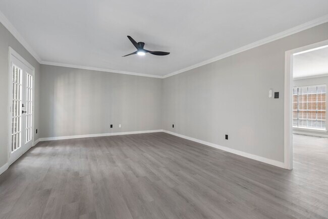 Building Photo - 2226 Nantucket Dr