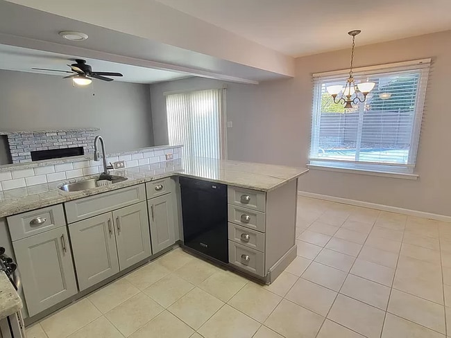 Building Photo - 9 Kiwi Loop