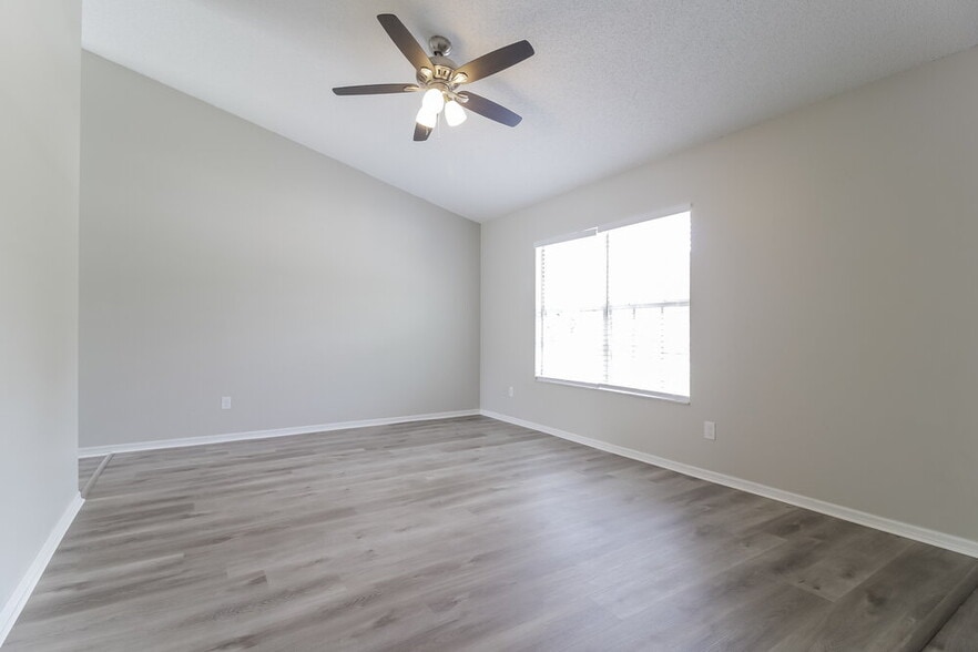 Building Photo - 1034 Gore Dr
