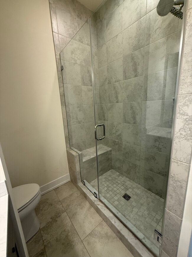 Building Photo - 3109 Elm Ave