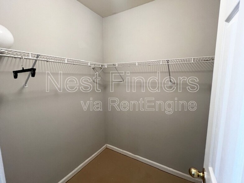 Building Photo - 4434 Cobblefield Cir W