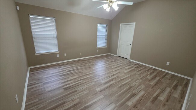 Building Photo - 5104 Big Spring Dr