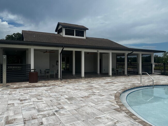 Building Photo - 449 Hammock Oaks Blvd