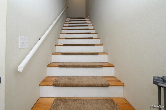 Building Photo - Amazing 4 bedroom 3.5 Bath house