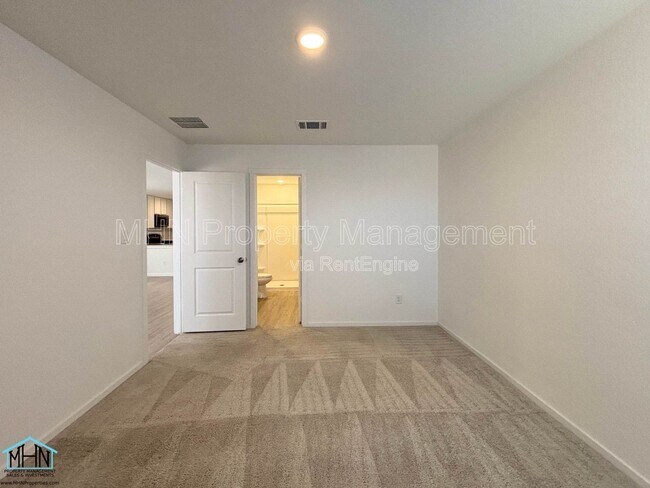 Building Photo - 12931 Kathleen St