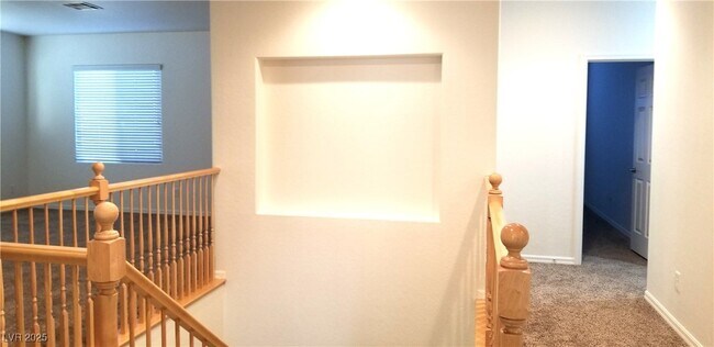 Building Photo - 2553 Chateau Clermont St