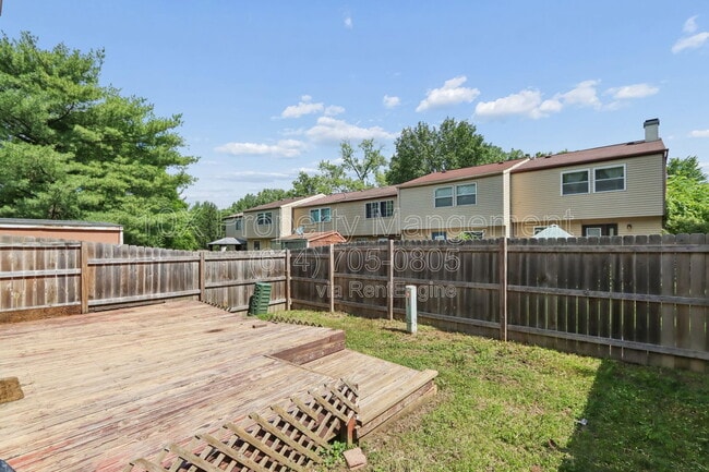 Building Photo - 3850 Julia Ct