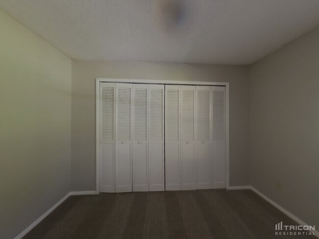 Building Photo - 4739 Harpers Ferry Ln