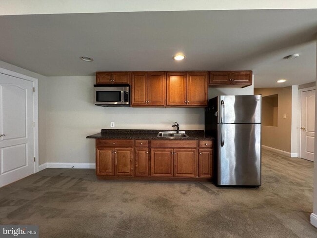 Building Photo - 4925 Cahoon Ct