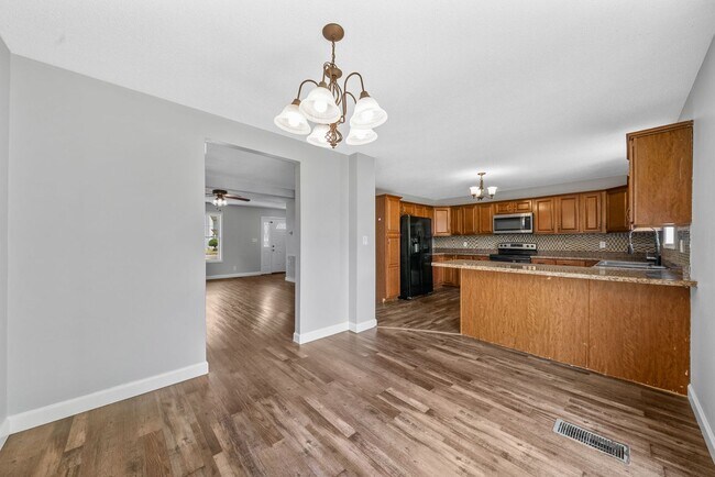 Building Photo - 3851 Man O War Blvd