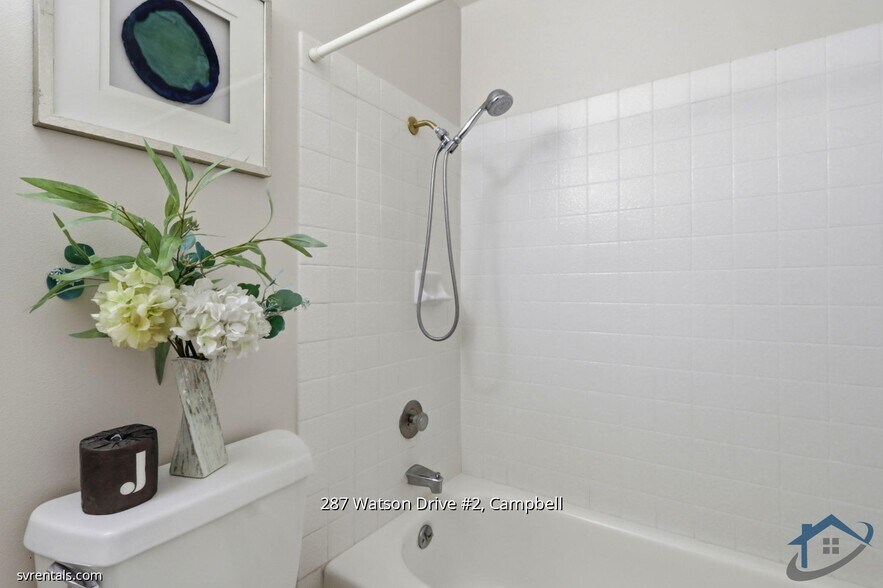 Building Photo - 287 Watson Dr