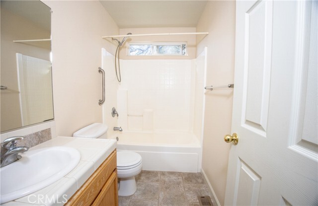 Building Photo - 15518 Little Peak Rd