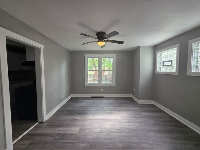 Building Photo - Newly updated 3 bedroom 1 bath house in Upper Hill!