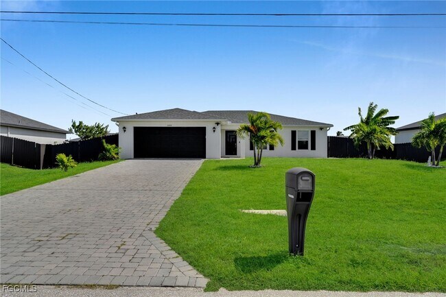 Building Photo - 3095 NW 4th Pl