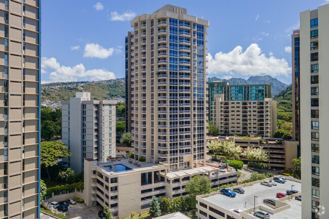 Building Photo - Nuuanu Parkside