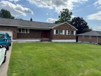 Building Photo - 11 Maiden Ln