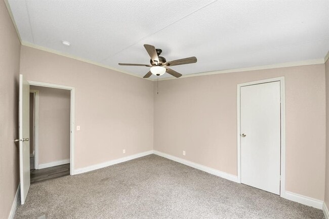 Building Photo - 524 Rd 5253
