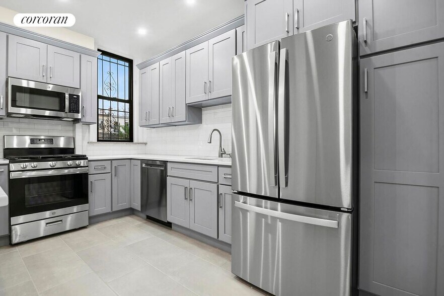 Building Photo - 1445 Dean St