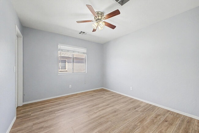 Building Photo - 4161 S Luiseno Blvd