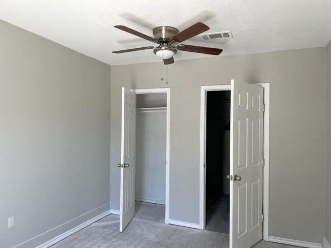 Building Photo - 9904 Cedar Mountain Cir